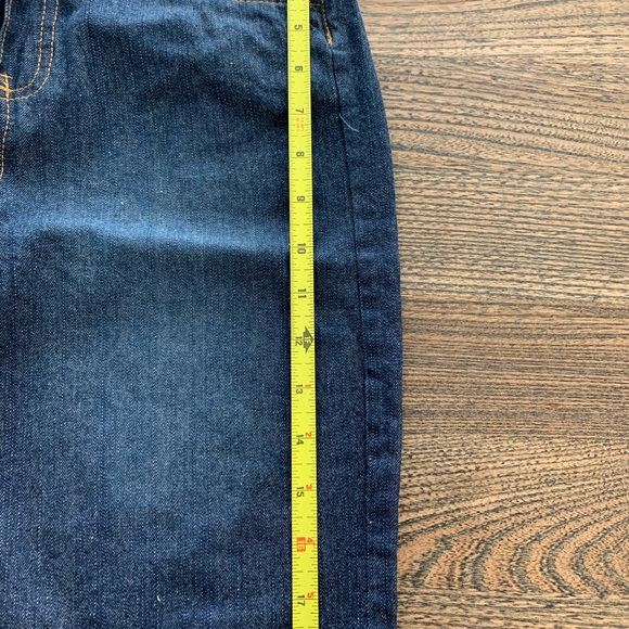 Comfortable denim shorts - Picture 3 of 3